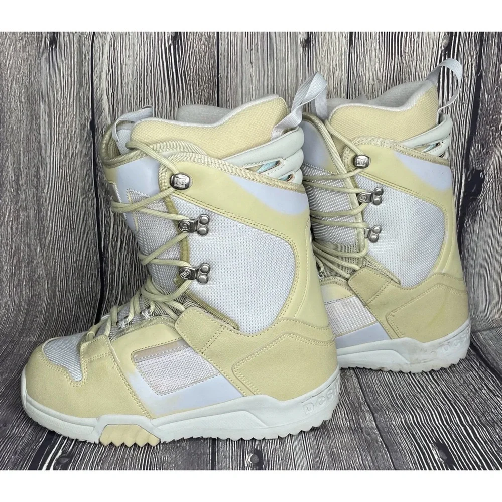 DC Women's Cream & White Winter Snowboard Boots